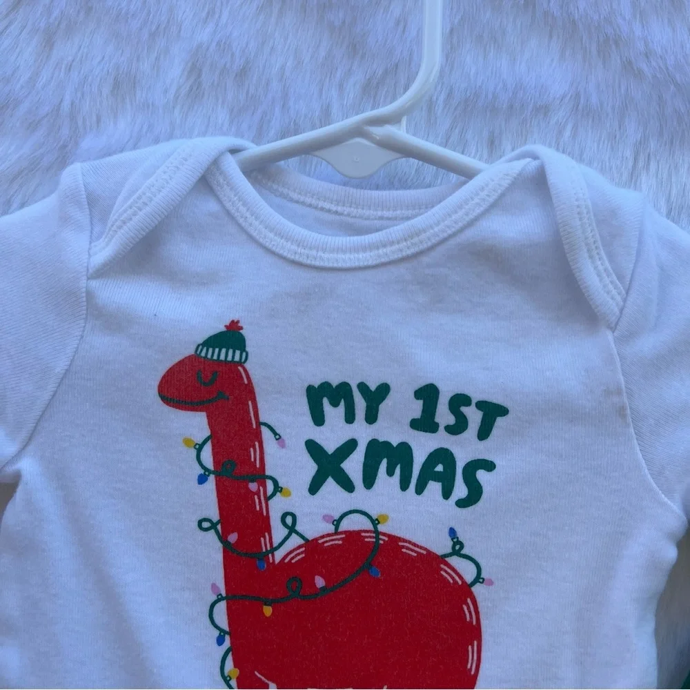 Old Navy My First Christmas Long Sleeve Bodysuit‎ DINO/onesie. Christmas/…